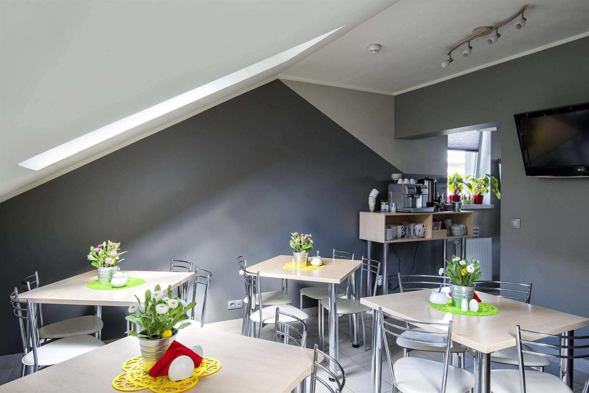 H31 Aparthotel 3*